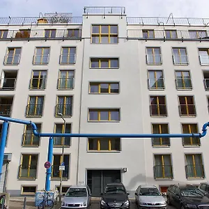 https://raja-jooseppi-spittelmarkt-historische-mitte.find-berlin-hotels.com
