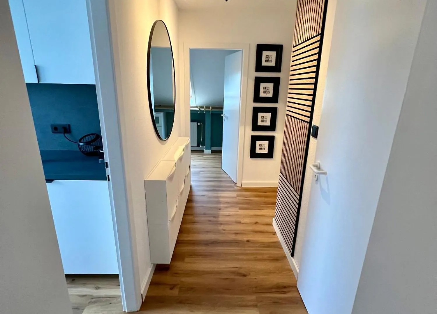 Ferienwohnung Stilvoll-Modern-Neu Meerbusch Apartment