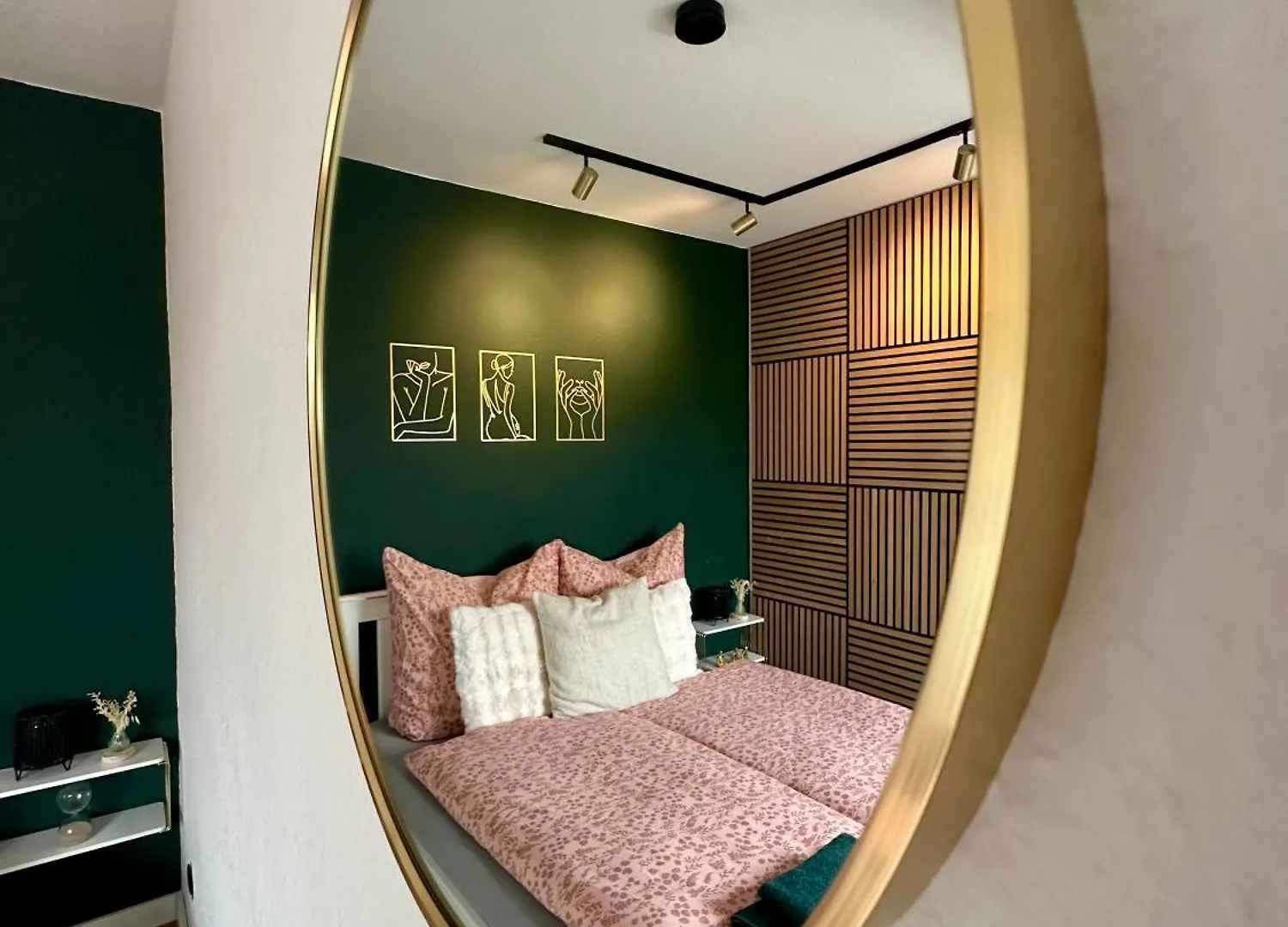 Ferienwohnung Stilvoll-Modern-Neu Meerbusch Apartment